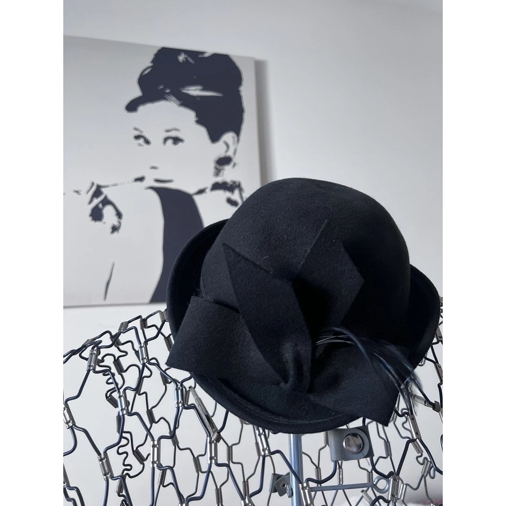 Fedora Vintage Black Wool Felt Cloche Hat Bow Feather Doeskin Felt USA Made